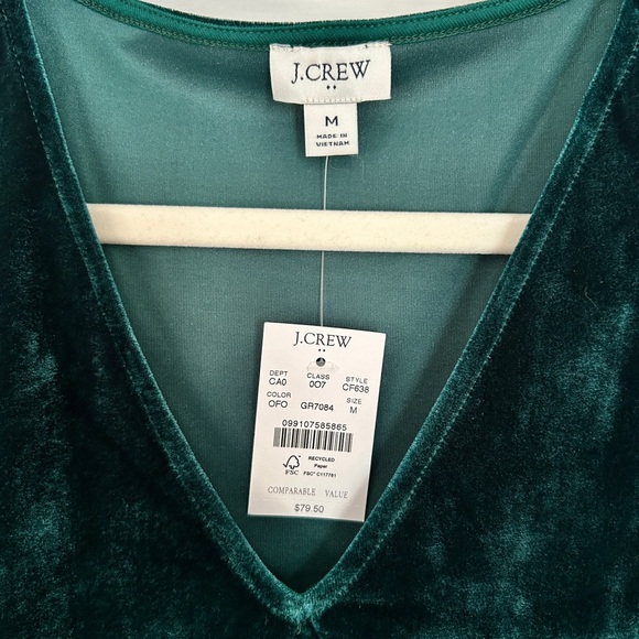 Velvet Sleeveless Top in Emerald Green - Picture 4 of 5